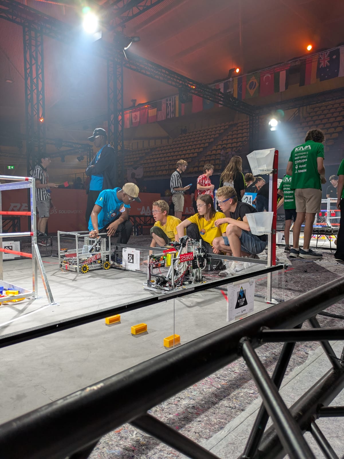 Team aan het werk op de NOT